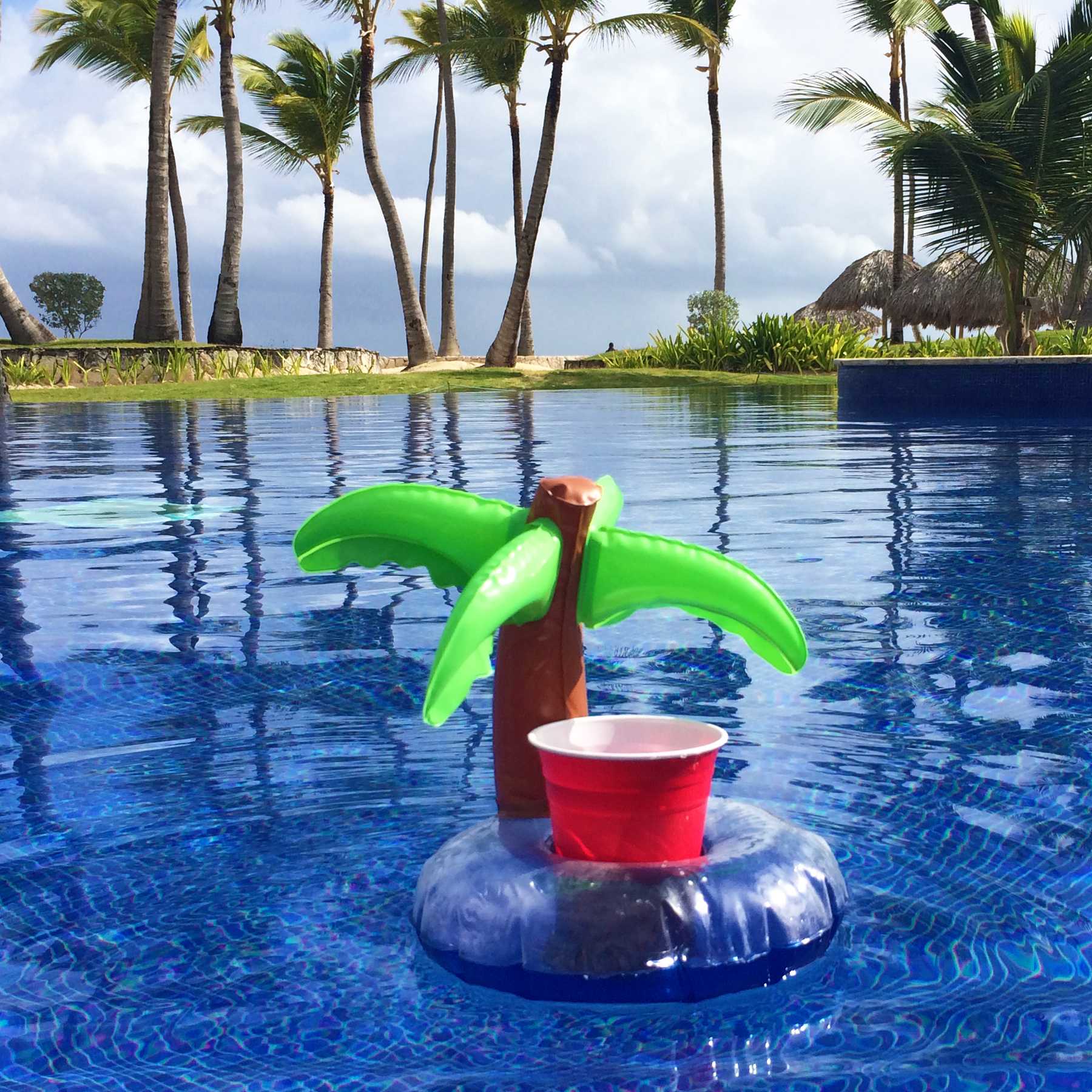 GoFloats Inflatable Drink Holders 3-Pack - Palm GoFloats 